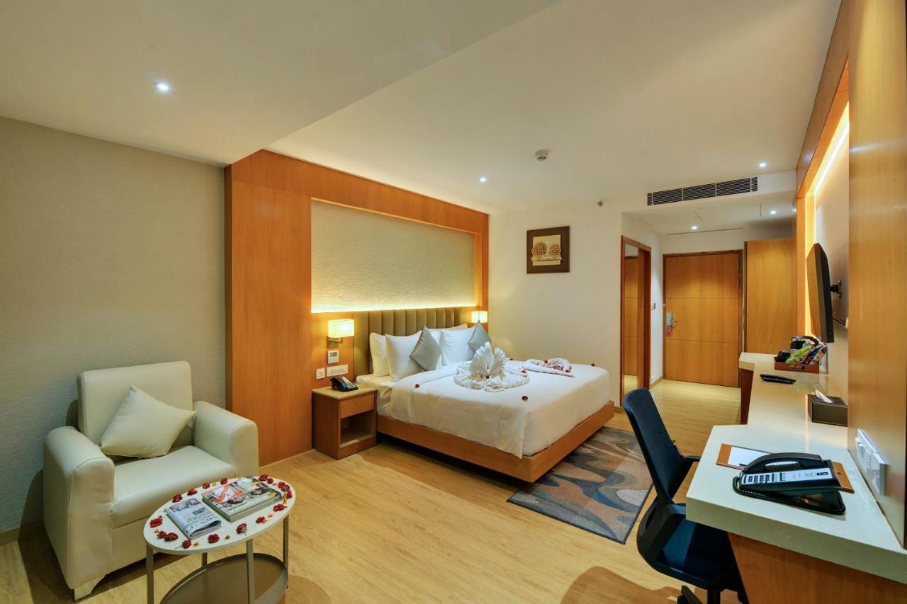Clarion Hotel Bangalore Yesvantpur Eksteriør billede