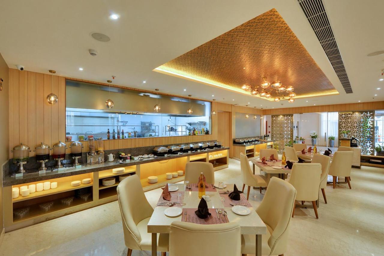 Clarion Hotel Bangalore Yesvantpur Eksteriør billede