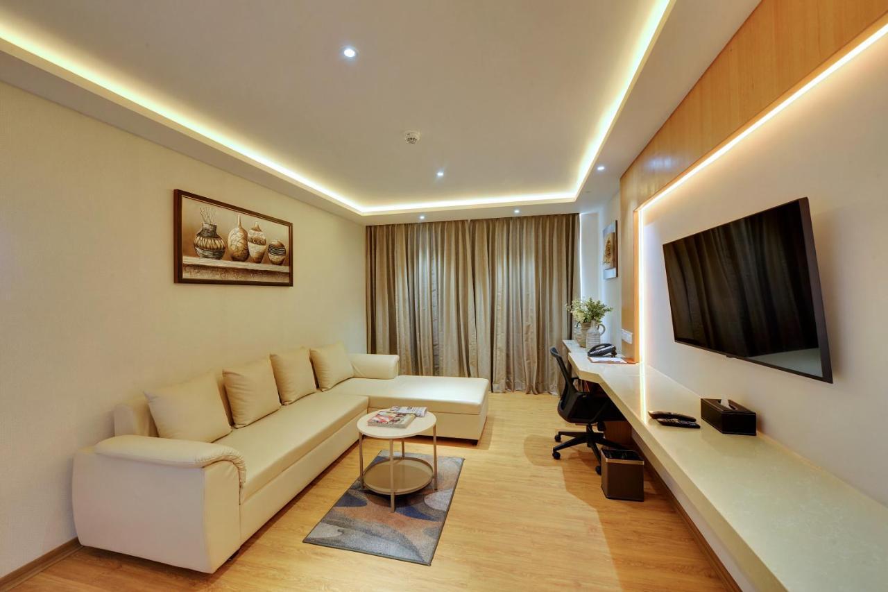 Clarion Hotel Bangalore Yesvantpur Eksteriør billede