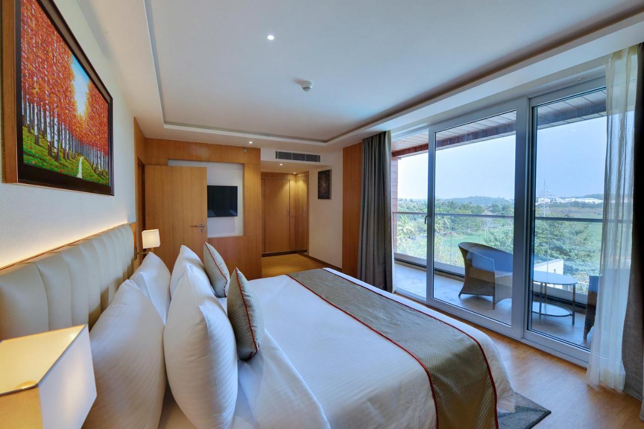 Clarion Hotel Bangalore Yesvantpur Eksteriør billede