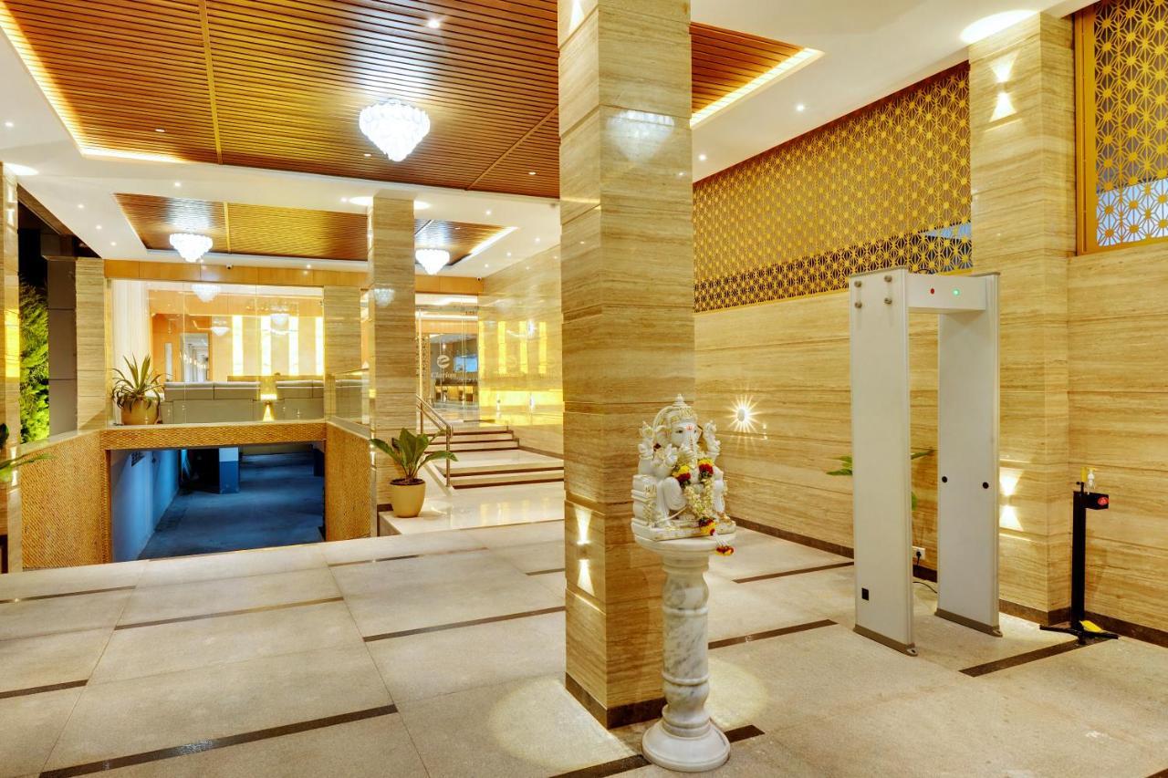 Clarion Hotel Bangalore Yesvantpur Eksteriør billede