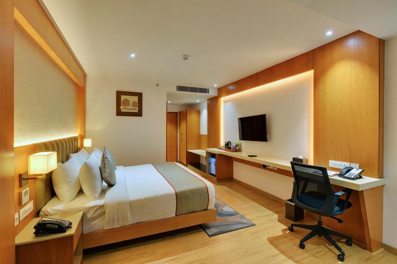 Clarion Hotel Bangalore Yesvantpur Eksteriør billede