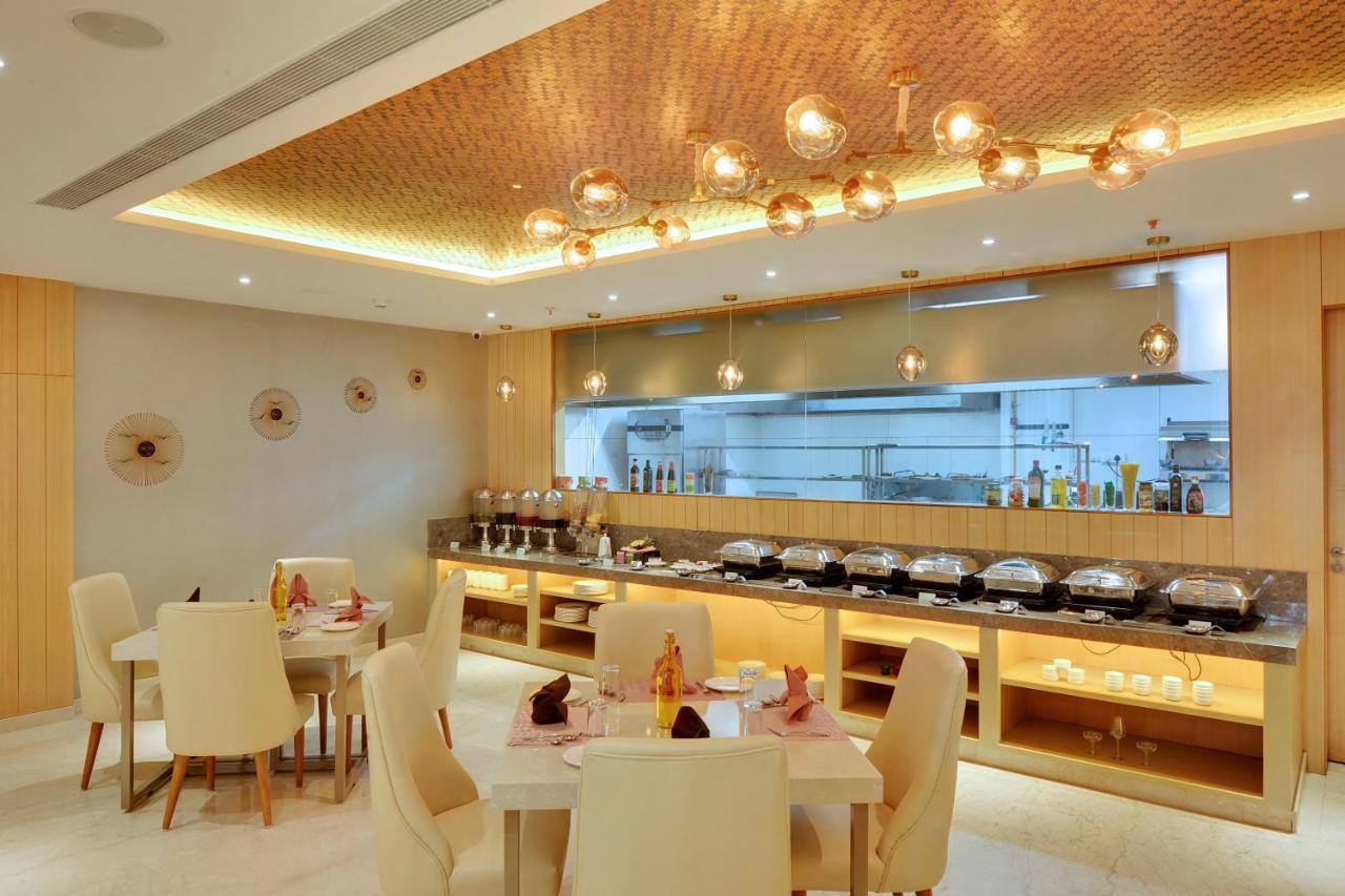 Clarion Hotel Bangalore Yesvantpur Eksteriør billede